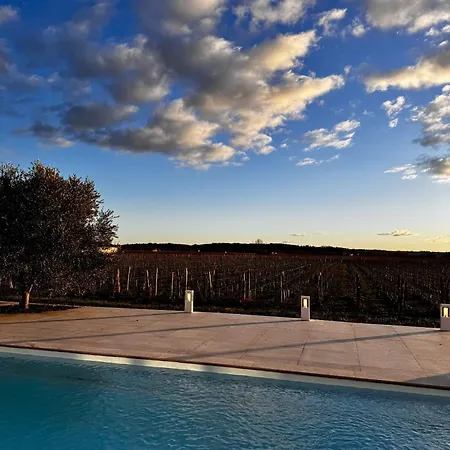 Maison Destieu Holiday home