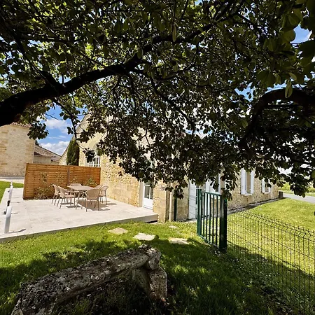 Holiday home Maison Destieu